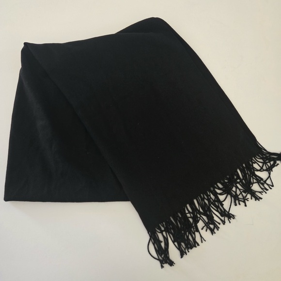 Source Unknown Other - Cashmere Black Shawl